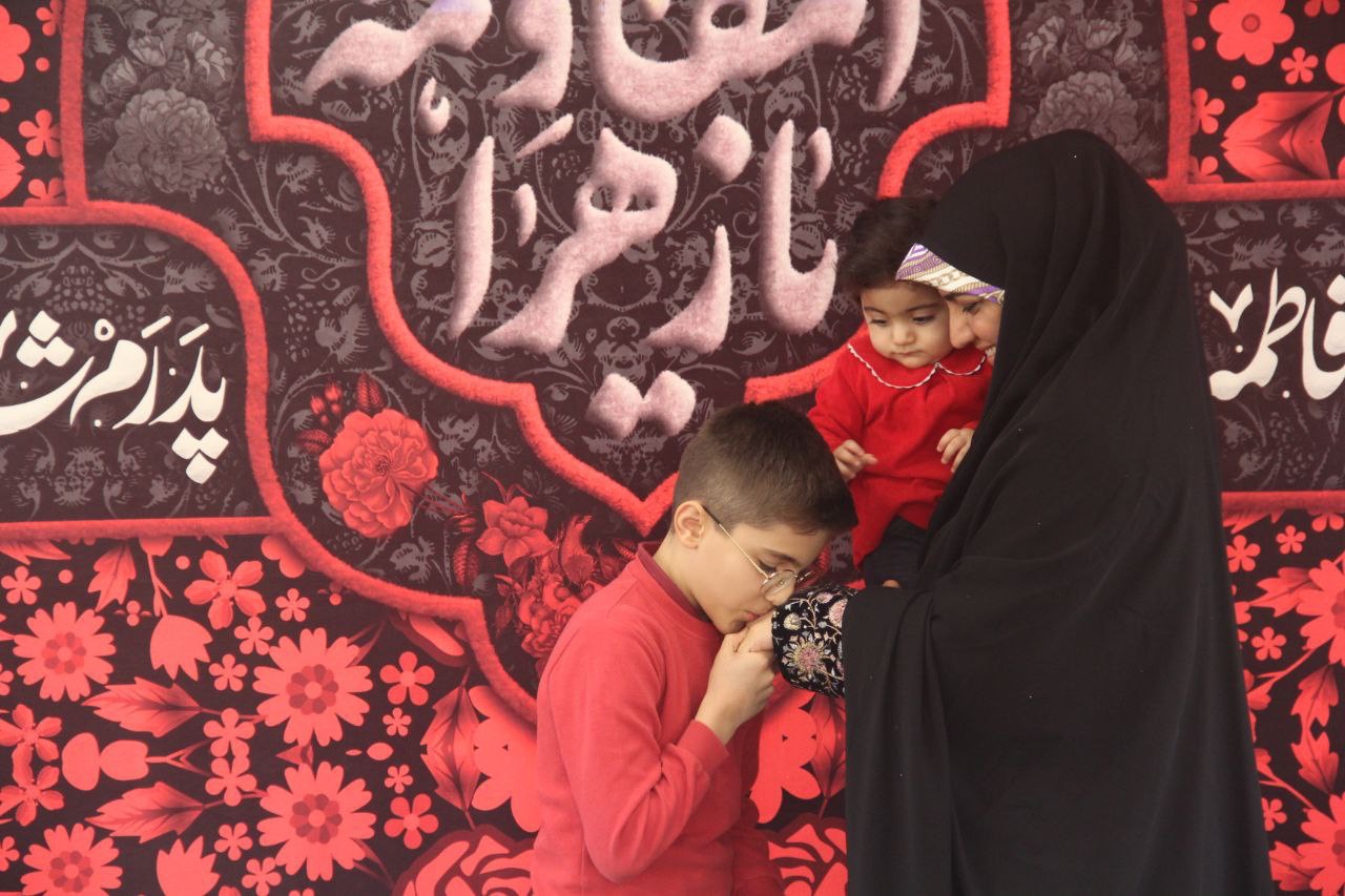 پاسداشت مقام مادر